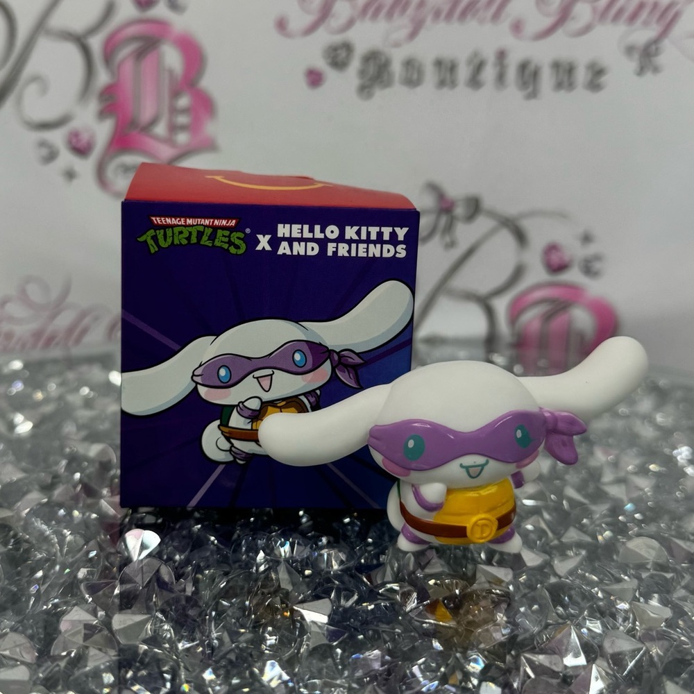 McDonaldβs cinnamoroll Hello Kitty x Friends Purple toy new ninja turtles